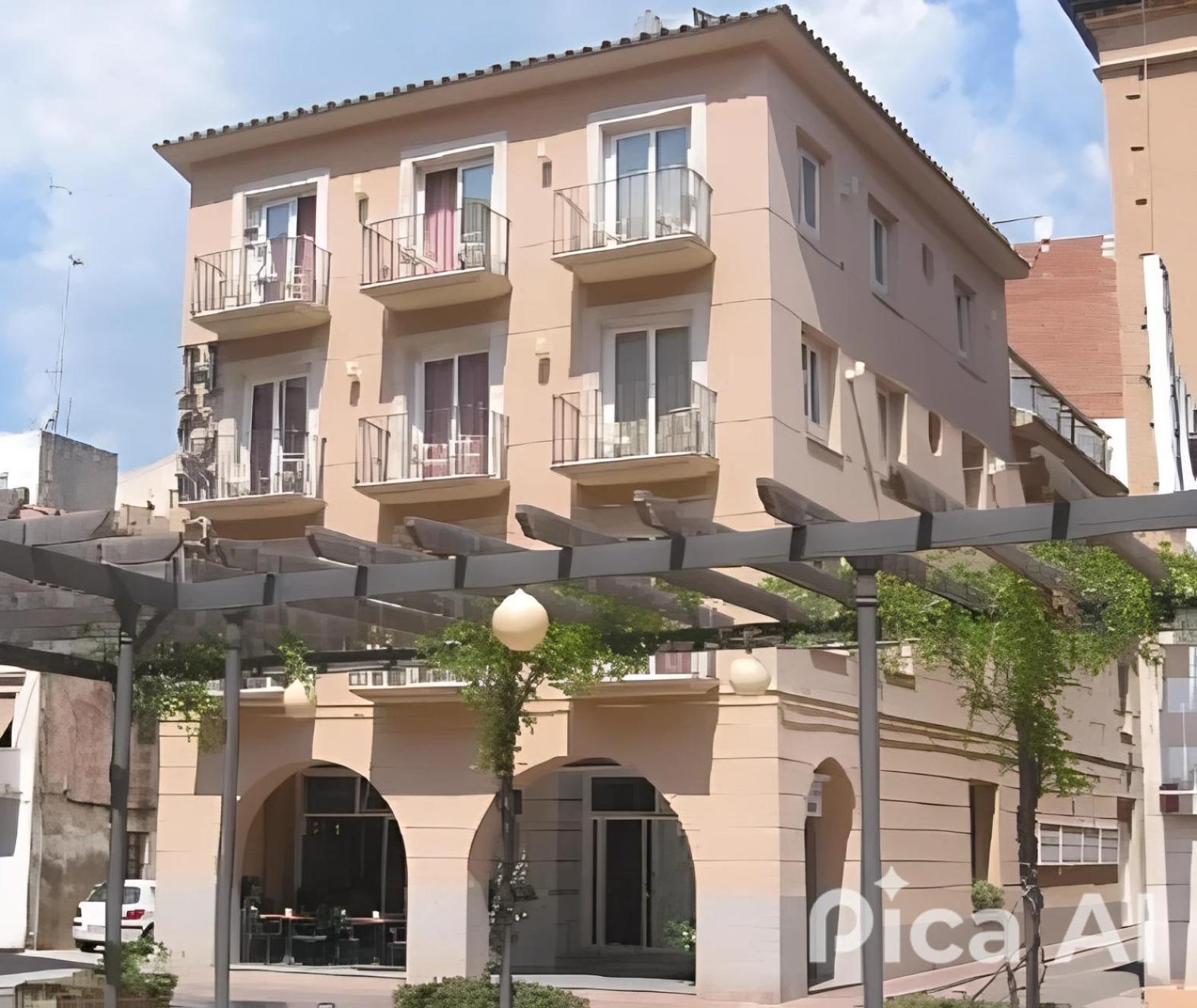 Hotel Plaça 3*