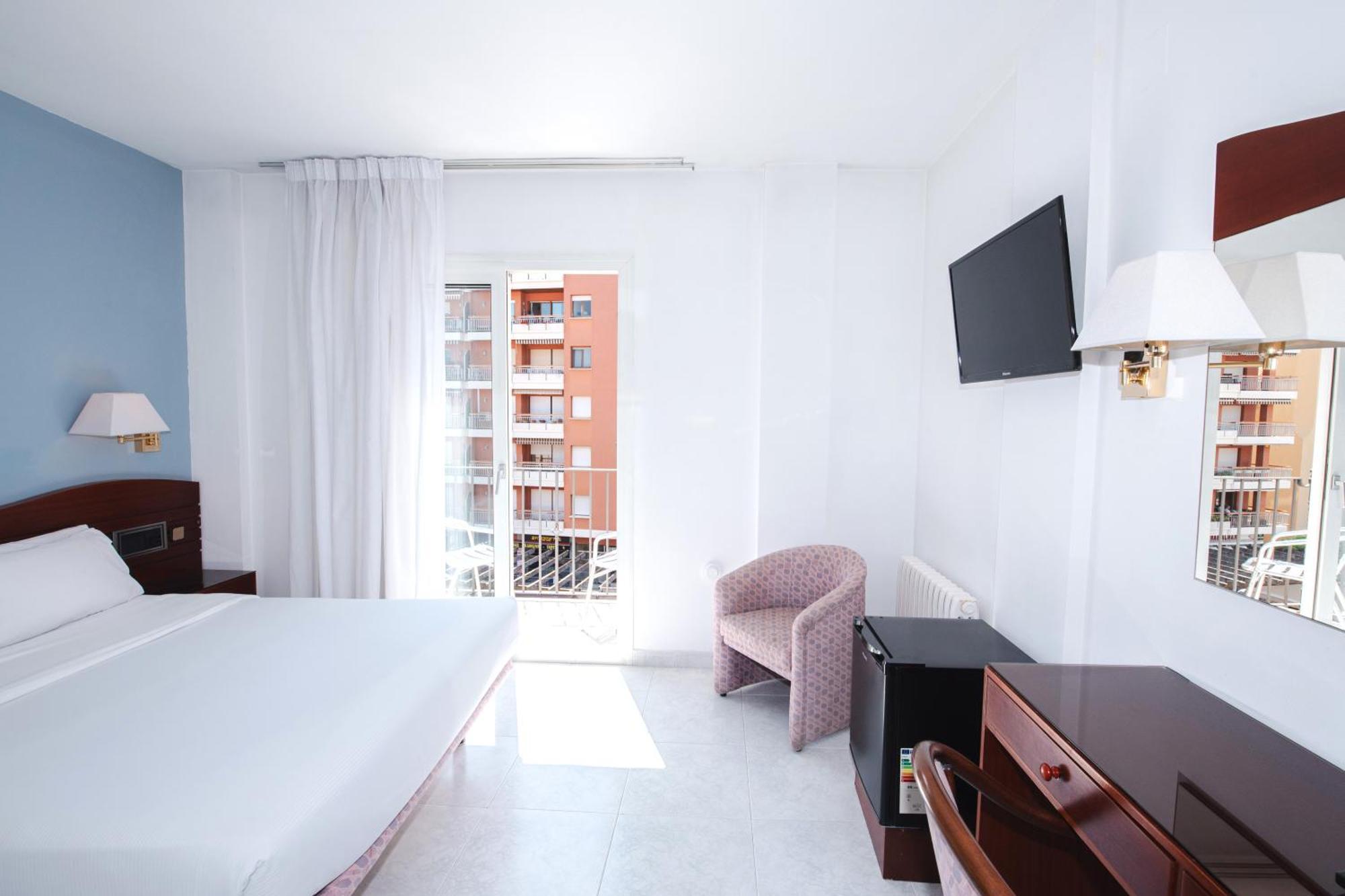 Plaça 3*