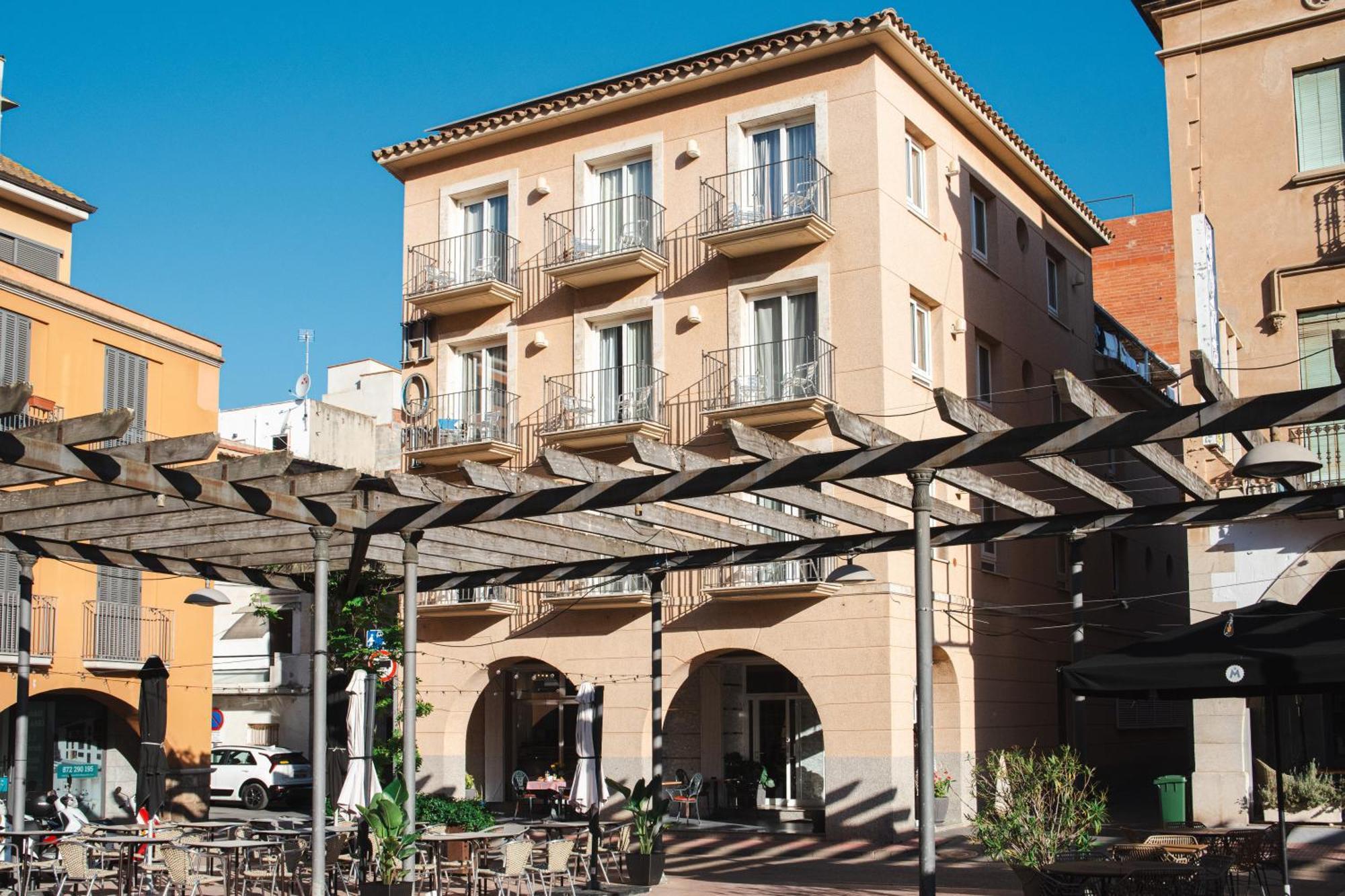 Plaça 3* Sant Feliu de Guíxols