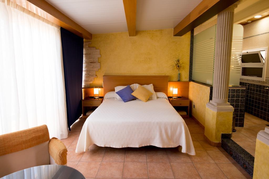 Placa Hotel 3*